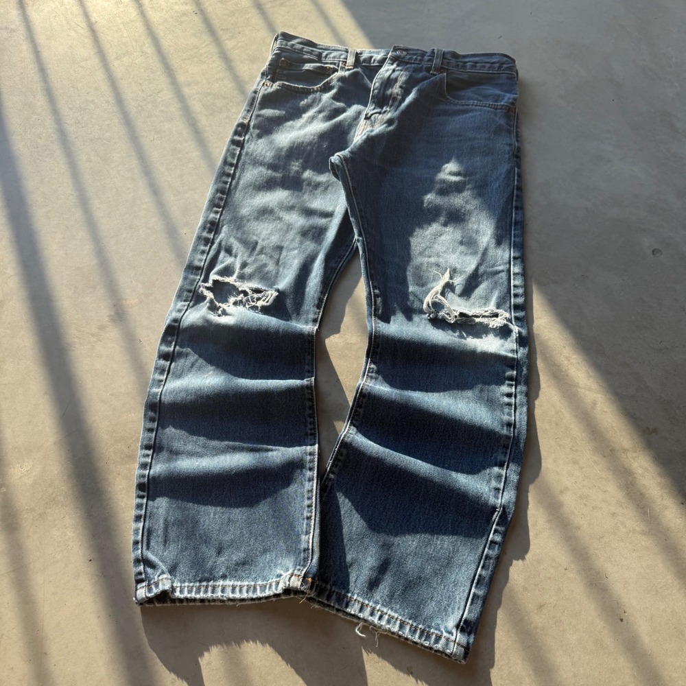 Levis 517 Bootcut Jeans Mens 34x29 Medium Wash Distressed Denim 00517-0216